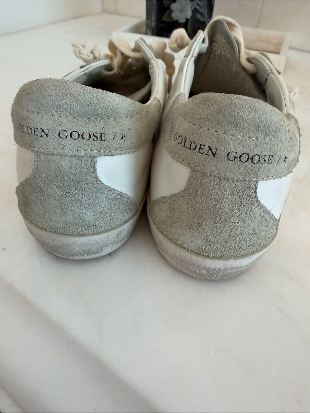 Golden Goose White Leather Sneakers with Red Star - Picture 2 of 2